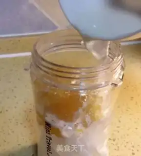 Make Apple smoothie step 2