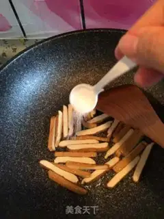 Make Celery fried beans step 3