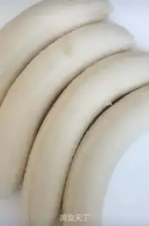 Make oatmeal banana step 1