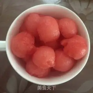 Make Watermelon hockey step 1