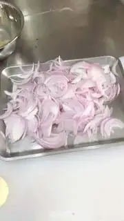 Make Onion cream soup with butter bread step 0