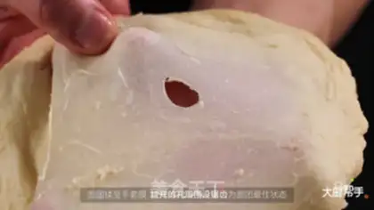 Make Egg toast step 2