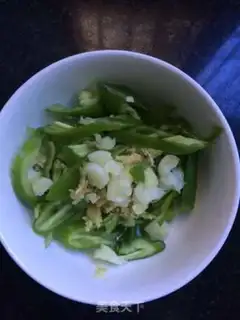 Make Green pepper for watermelon step 2
