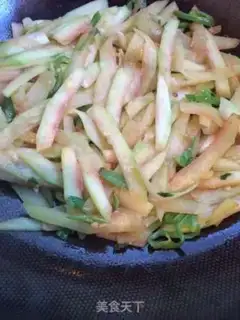 Make Green pepper for watermelon step 6