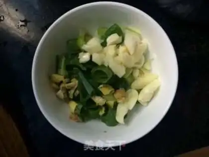 Make Red-fried fish step 1