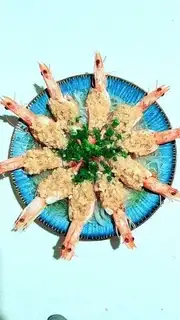 Make A garlic fan with a shrimp back step 8