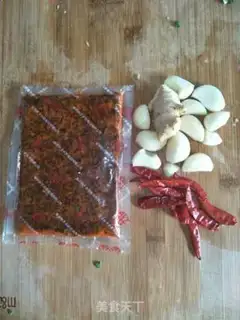 Make A chicken with red fever step 0