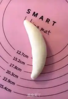 Make Banana buns step 8