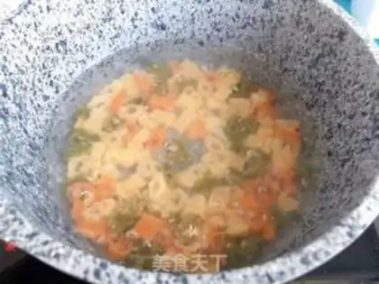 Make Salmon pasta step 1