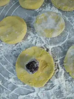 Make Pumpkin bean saliva step 9