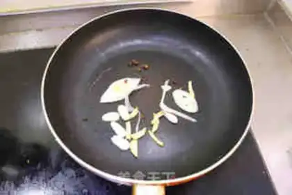 Make Sand noodles step 2