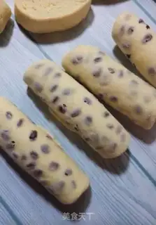 Make Corn milk melon rolls step 6