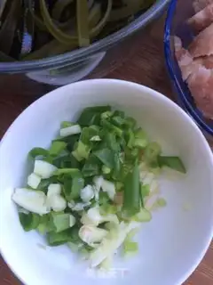 Make The sea with the meat, the bean bud step 1