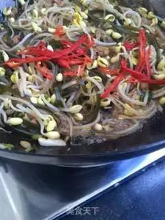 Make The sea with the meat, the bean bud step 5