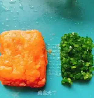 Make A salmon dumpling step 3