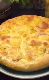 Make Hawaiian pizza step 7