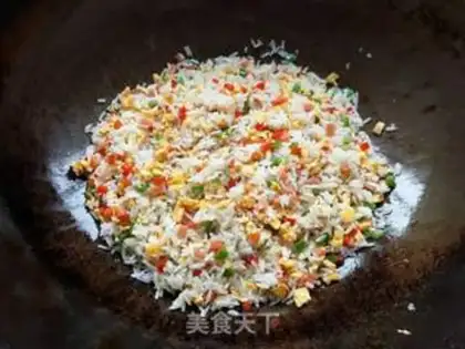 Make Twin pepper ham and egg fried rice step 5
