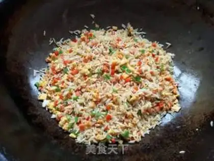 Make Twin pepper ham and egg fried rice step 6