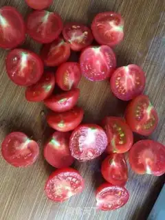 Make Tomato platter step 2
