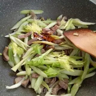 Make Celery beef step 5