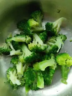 Make The pyre meets the broccoli step 6