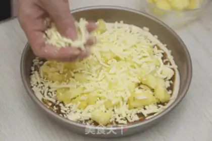 Make Pineapple pizza step 8
