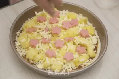 Make Pineapple pizza step 9