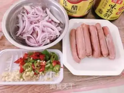 Make Onion fried hot dogs step 0