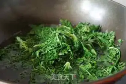 Make Pork dumplings step 1