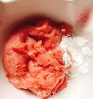 Make Autumn meatball soup step 1