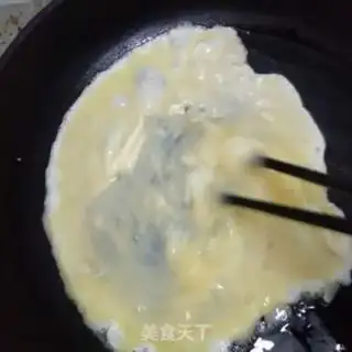 Make Scrambled eggs step 4