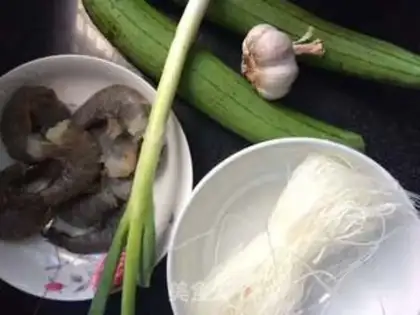 Make Noodle leaves step 7