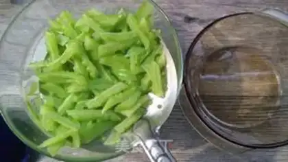 Make A cold, bitter melon step 4