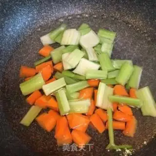 Make Cashew nuts and veggies step 2
