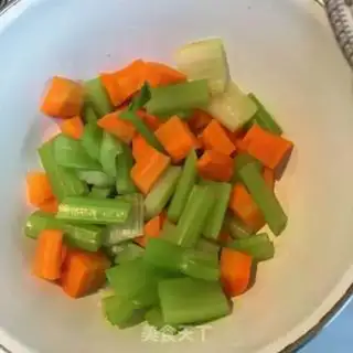 Make Cashew nuts and veggies step 3