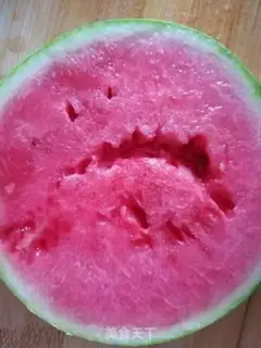 Make Watermelon flower step 1