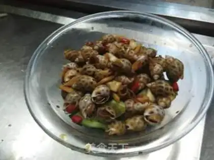 Make Mustard ice snails step 8