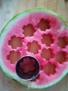 Make Watermelon flower step 3