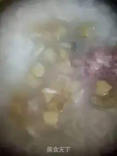 Make Porridge of dried pork step 2