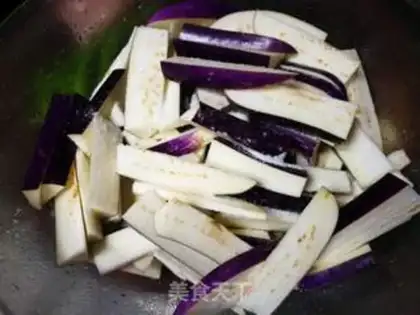 Make Meat and eggplant step 1