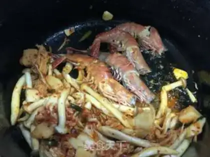 Make Shrimp pickles soup step 3