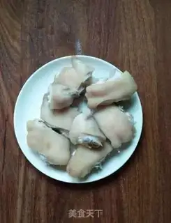 Make Spicy roasted pig hoof step 0