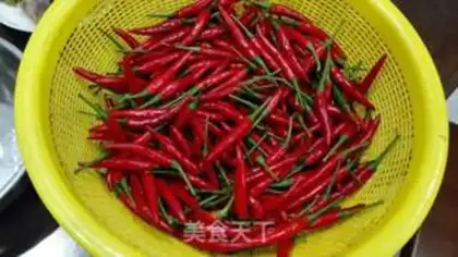 Make Homemade chili sauce step 1