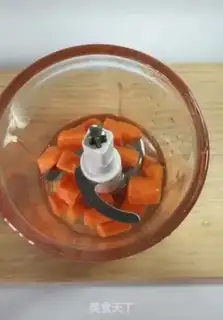 Make Carrot noodles step 1