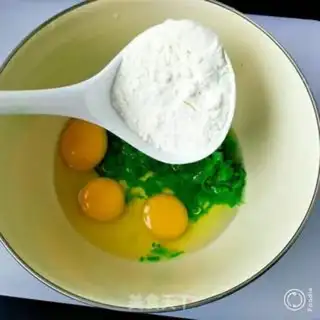 Make Bitter eggcake step 6