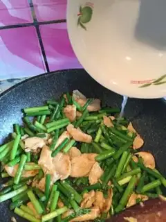 Make Chicken gravy step 4