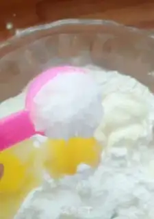 Make Milk eggcake step 1