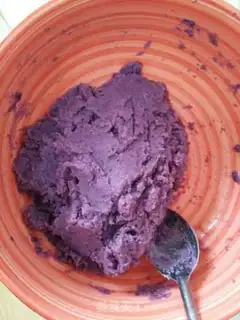 Make Colored candy dumplings step 2