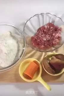 Make Sphinx pork dumplings step 0