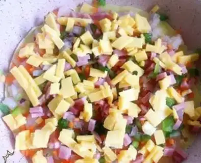 Make Shrimp bacon pizza step 4